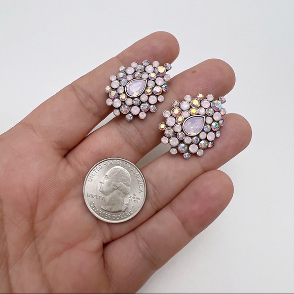 V&A Victoria & Albert Museum Signed Pink AB Crystal Floral Scroll Link Bracelet - Picture 4 of 6